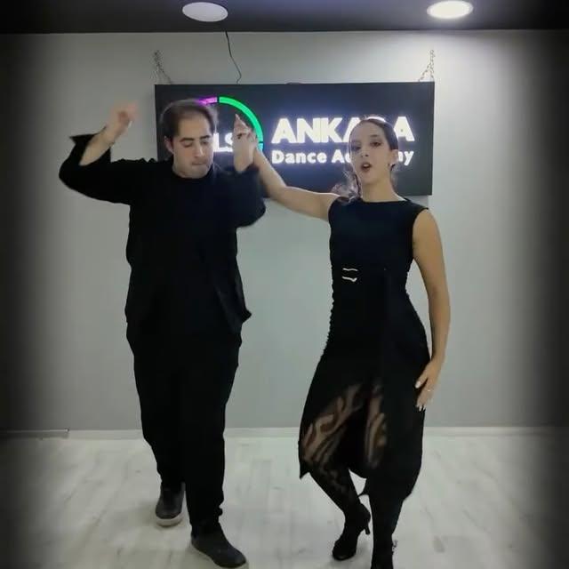 Salsa & Bachata Yeni Grup