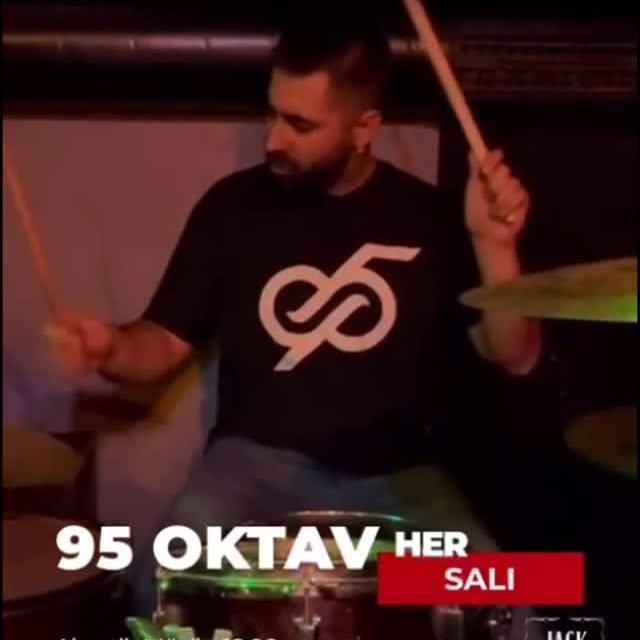Canlı Müzik Performansı