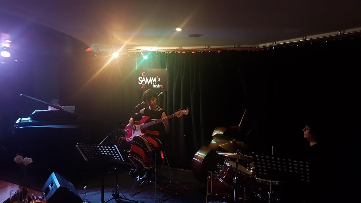 Samm Cafe Bistro