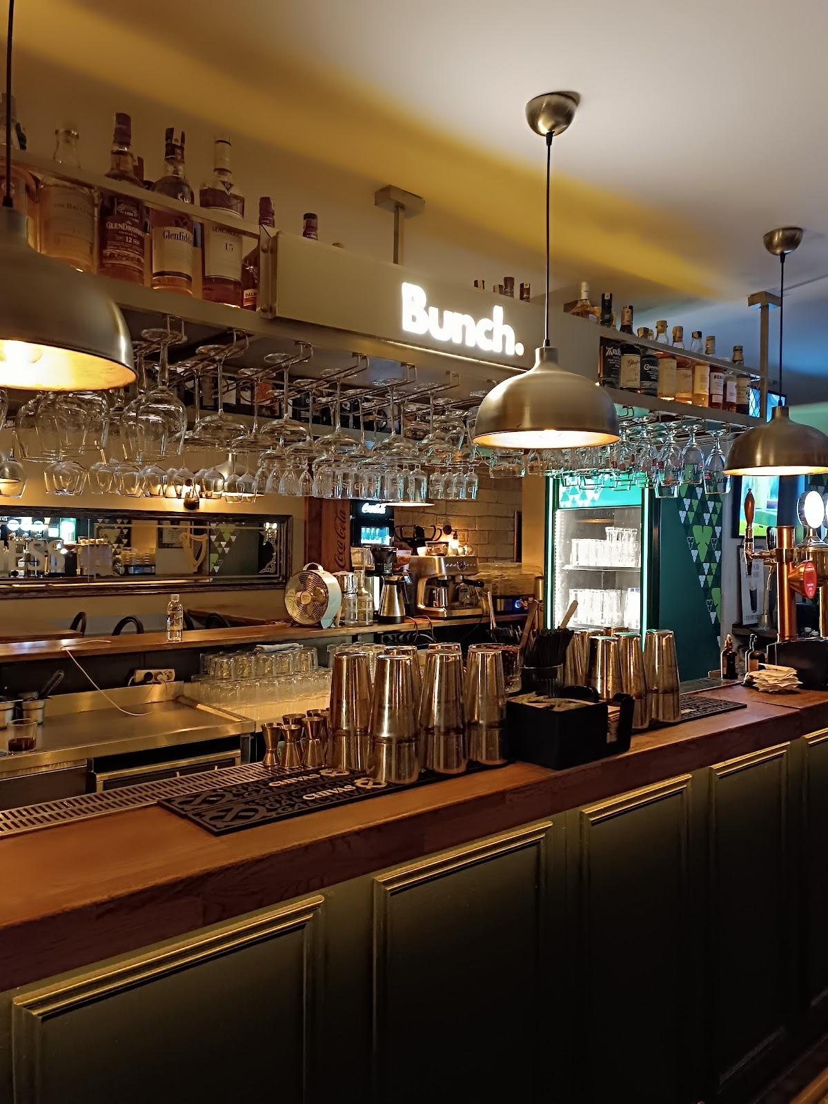 Bunch The Pub