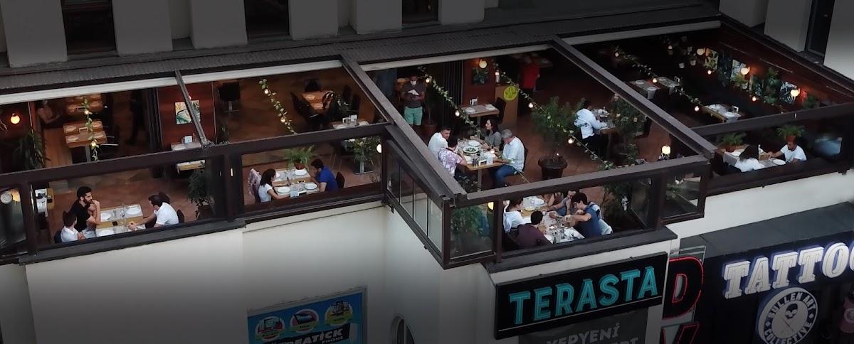 Terasta Meyhane Tunalı